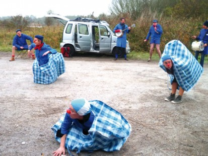 juin 11_CLOWNS_Calais CMJN_BD