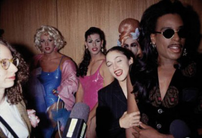 oct 16_RF_paris is burning BD